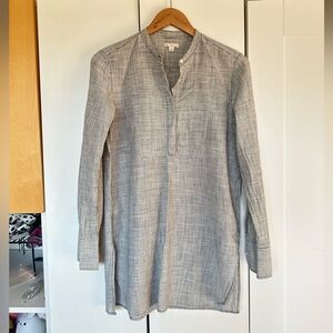 GAP Striped Gray and White Textured Tunic Shirt